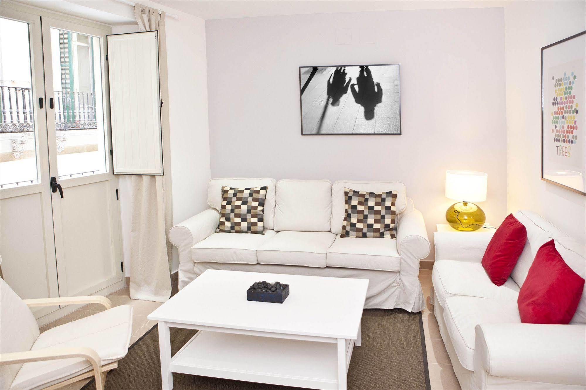 Apartamentos Unisierra Malaga Exterior photo